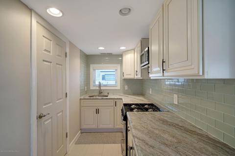 31 E Surf Way, Lavallette, NJ 08735 photo 17