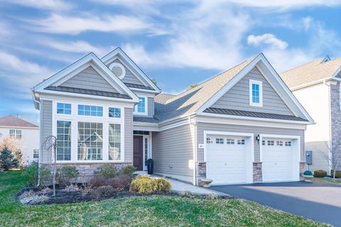 60 Arborridge Dr, Forked River, NJ 08731 photo 2