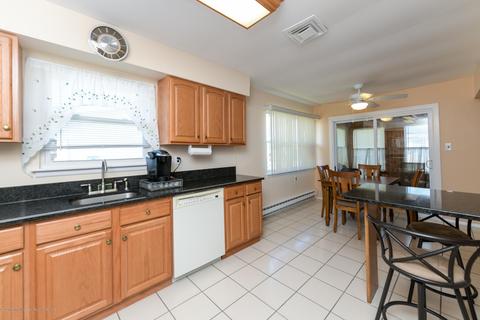 6 Phillips Rd, Brick, NJ 08724 photo 2