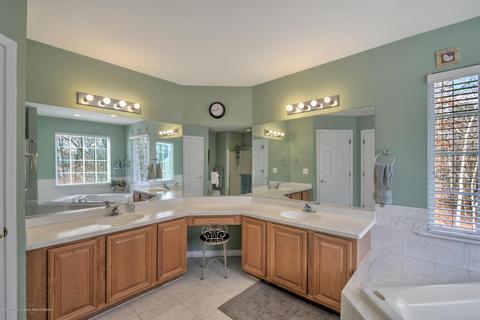 8 Magpie Ct, Jackson, NJ 08527 photo 24