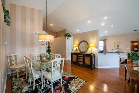 14 Gables Way, Jackson, NJ 08527 photo 5
