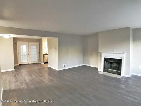 43 Colonial Ct, Jackson, NJ 08527 photo 3