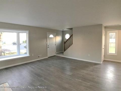 43 Colonial Ct, Jackson, NJ 08527 photo 2