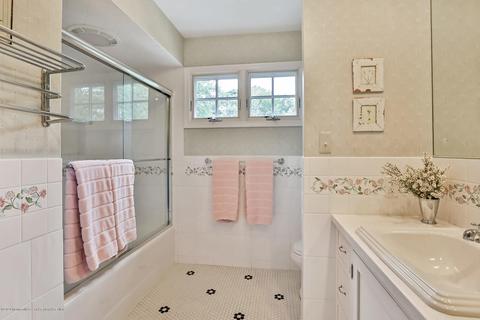 8 Woodside Dr, Rumson, NJ 07760 photo 21