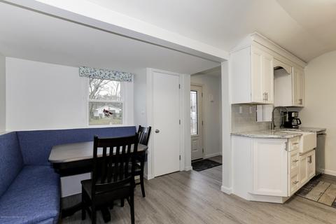 25 Chestnut St, Waretown, NJ 08758 photo 9
