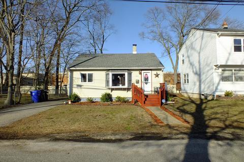 648 Windsor Rd, Brick, NJ 08723 photo 1