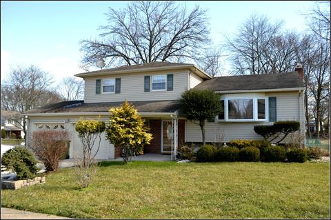 2 Wren Ct, Edison, NJ 08820 photo 2