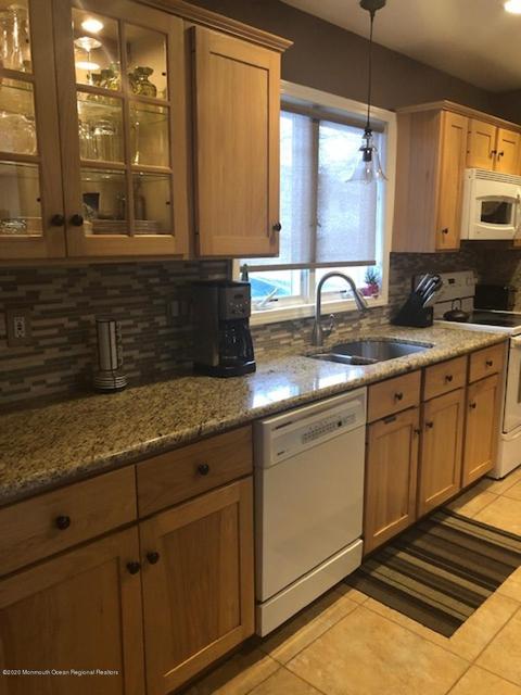 561 Colorado Ave, Brick, NJ 08724 photo 2