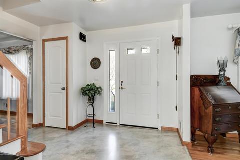 21 Four Winds Dr, Middletown, NJ 07748 photo 3