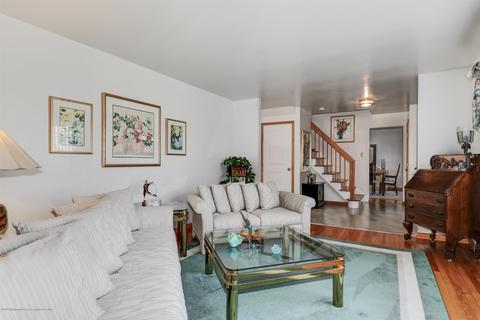 21 Four Winds Dr, Middletown, NJ 07748 photo 5