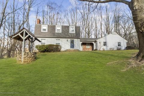 9 Allocco Dr, Holmdel, NJ 07733 photo 1