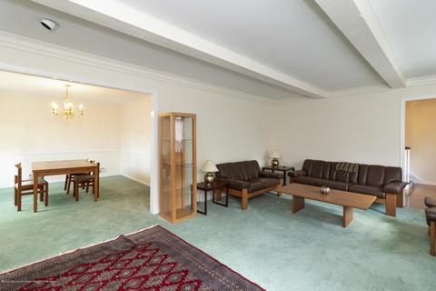 9 Allocco Dr, Holmdel, NJ 07733 photo 3