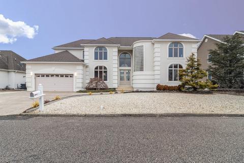 819 Ensign Dr, Forked River, NJ 08731 photo 1