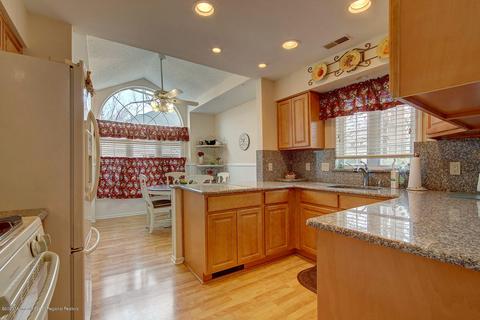 10 Clyde Sq, Jackson, NJ 08527 photo 7