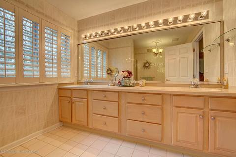 10 Clyde Sq, Jackson, NJ 08527 photo 22