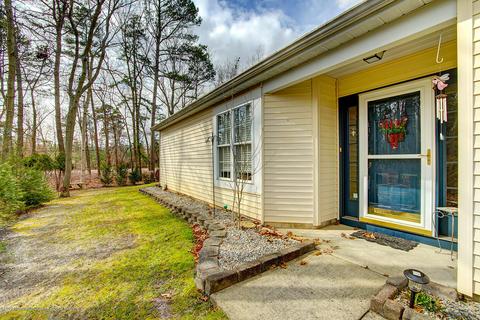 10 Clyde Sq, Jackson, NJ 08527 photo 4