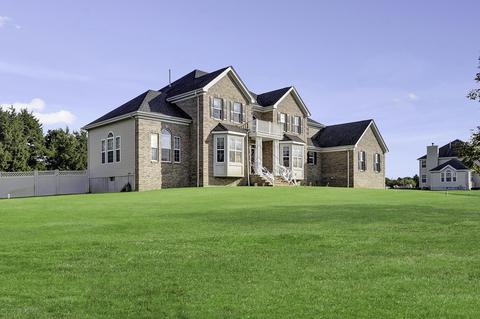2 Bridle Ct, Jackson, NJ 08527 photo 4