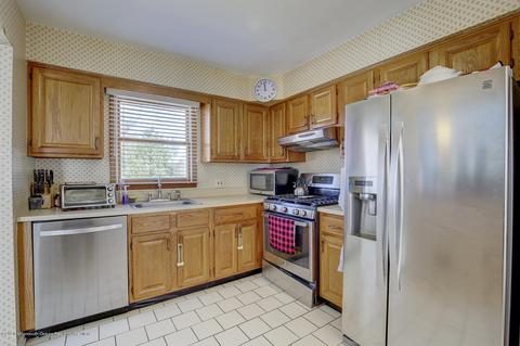 5 4th St, Matawan, NJ 07747 photo 11