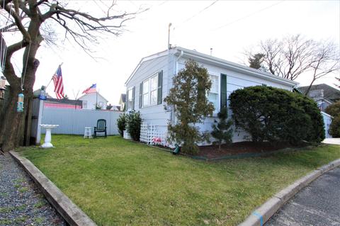 70 E Front St, Keyport, NJ 07735 photo 10