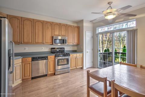 2 Pine Tree Ter, Holmdel, NJ 07733 photo 10