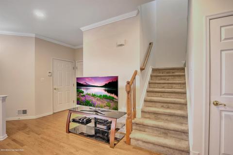2 Pine Tree Ter, Holmdel, NJ 07733 photo 5