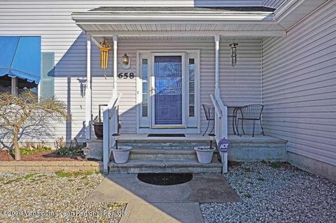 658 Drum Point Rd, Brick, NJ 08723 photo 5