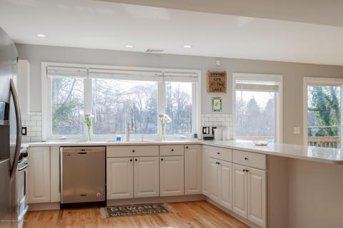 67 Broad St, Matawan, NJ 07747 photo 8