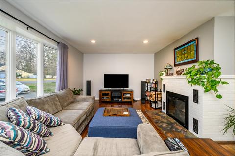 213 Lloyd Rd, Matawan, NJ 07747 photo 8