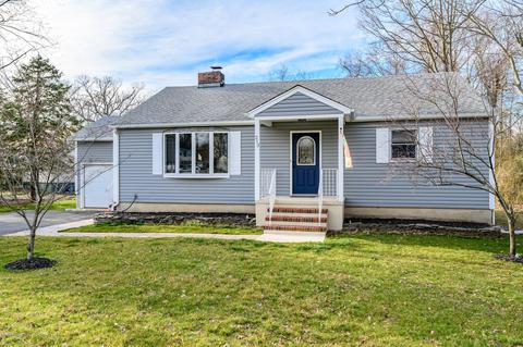 213 Lloyd Rd, Matawan, NJ 07747 photo 1