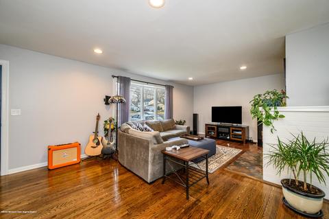 213 Lloyd Rd, Matawan, NJ 07747 photo 6