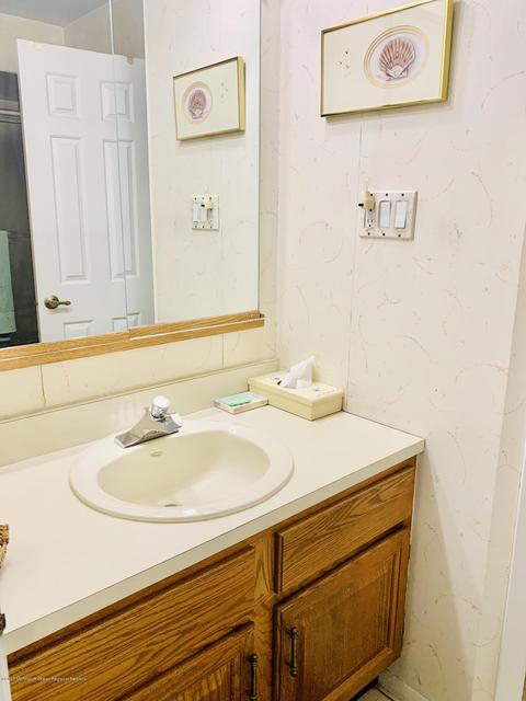 116 Meadowbrook Rd, Brick, NJ 08723 photo 9