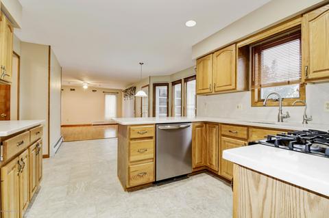10 Diane Dr, Brick, NJ 08724 photo 7