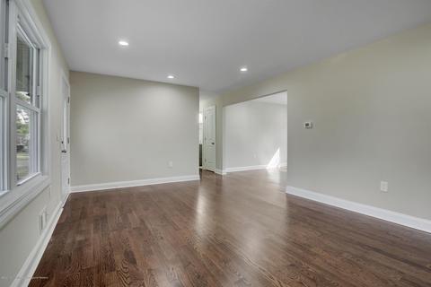 677 W Commodore Blvd, Jackson, NJ 08527 photo 7