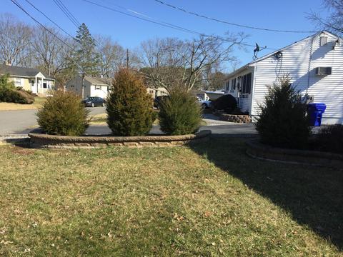 109 Silver Dr, Brick, NJ 08724 photo 2