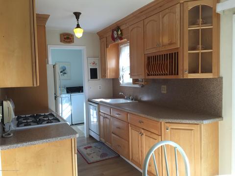 109 Silver Dr, Brick, NJ 08724 photo 8