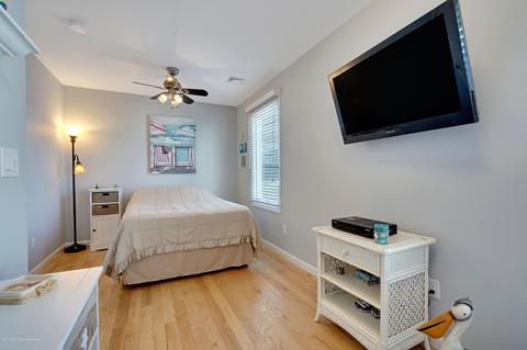 21 E Surf Way, Lavallette, NJ 08735 photo 32