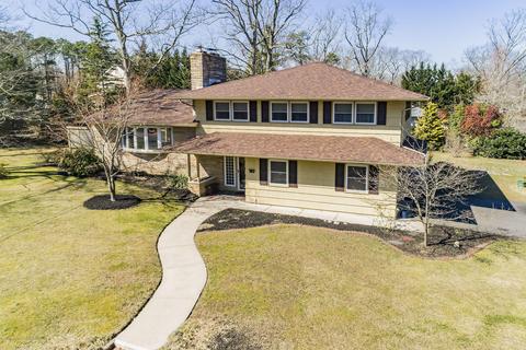 707 Hillside Ave, Pine Beach, NJ 08741 photo 2