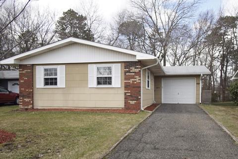 49 Markham Rd, Brick, NJ 08724 photo 1