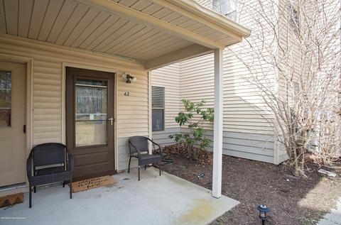 62 Verbena Ct, Jackson, NJ 08527 photo 2