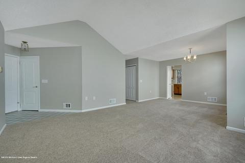 7 S Baker Dr, Jackson, NJ 08527 photo 4