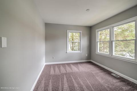 8 Colonial Ct, Jackson, NJ 08527 photo 20