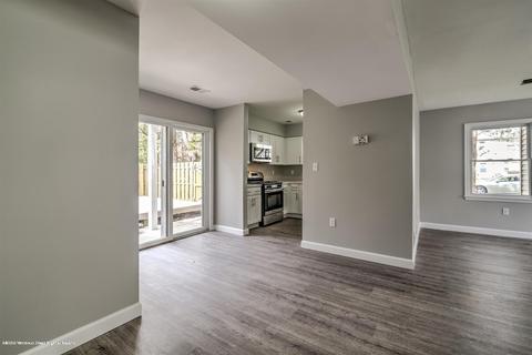 8 Colonial Ct, Jackson, NJ 08527 photo 12