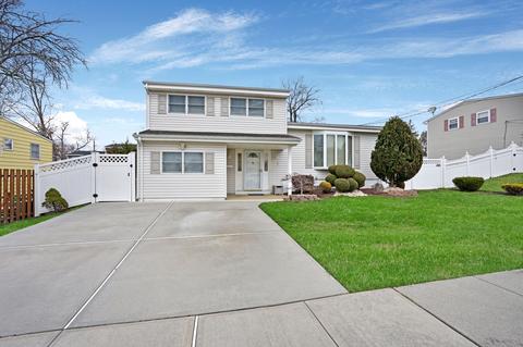 4 Exeter St, Old Bridge, NJ 08857 photo 2