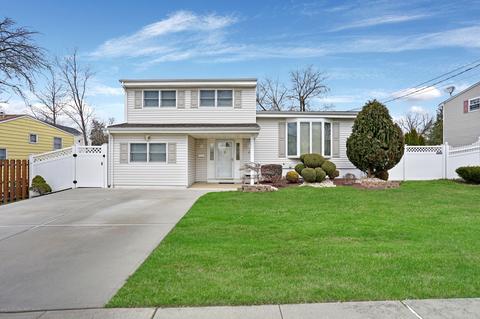 4 Exeter St, Old Bridge, NJ 08857 photo 1