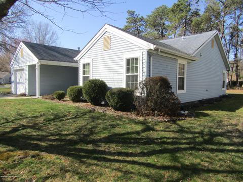 2011 Brookdale Dr, Forked River, NJ 08731 photo 2