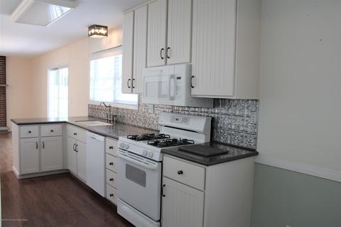 18 Elm Pl, Matawan, NJ 07747 photo 7