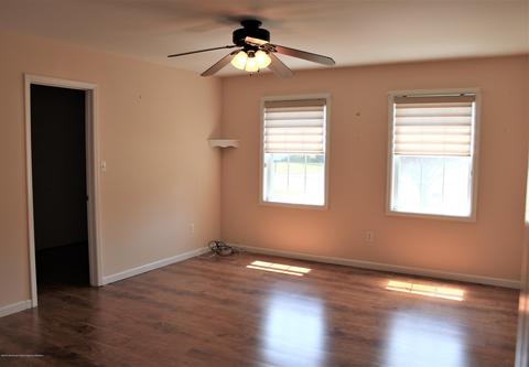 18 Elm Pl, Matawan, NJ 07747 photo 15