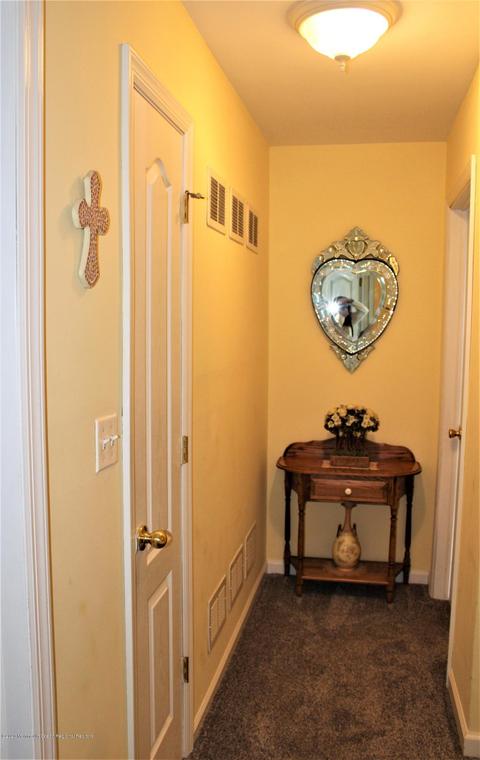 18 Elm Pl, Matawan, NJ 07747 photo 17