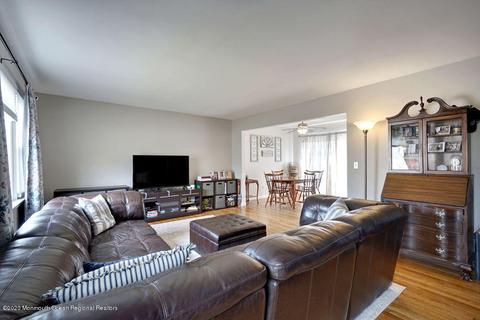 519 Central Ave, Brick, NJ 08723 photo 4