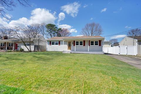 42 Willetta Dr, Brick, NJ 08723 photo 2